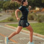 Micaela Vázquez Instagram – Se viene la primera carrera del año para mí y siempre de la mano de los n 1 @adidasar
Preparándome a full con el equipo de #adidasrunnersbsas todos los sábados en Vicente López! El que quiera sumarse está súper invitado! 
Ahí nos vemos 🏃🏻‍♀️ 🤍
#adidassupernova #creadoconadidas
