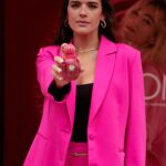 Micaela Vázquez Instagram - Para mi el éxito es ser feliz con lo que elijo hacer! Éxito es ser mamá, trabajar de lo que amo, concretar cosas que deseo o proyecto. Ser auténtica y decidir cada cosa que quiero. Celebrá el éxito con The Icon, la nueva fragancia femenina de Banderas, fresca y con actitud. Junto con @stefroitman , embajadora de la marca, te invitamos a disfrutar de la experiencia The Icon en Distrito Arcos hasta el 30 de Septiembre. #THEICONwoman #BanderasPerfumes @antoniobanderas