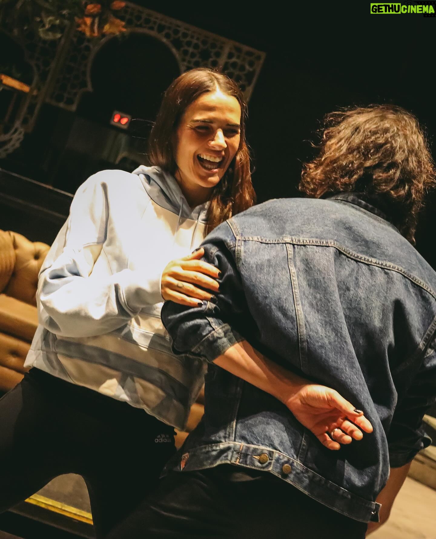 Micaela Vázquez Instagram - Lo que nos estamos divirtiendo en los ensayos y los 2 shows que se vienen en Israel NO TIENE NOMBRE!!!! Que lindo compartir esto con amigos después de 20 años 😍❤️🙏 @pirusaez @belushca @diegogarcia008 @georgiemollo @mesagliodiego @jazbeccar @josezcurra
