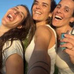 Micaela Vázquez Instagram - Unas de ayer, sin filtro pero con alta luz de un atardecer hermoso, con las sisters 😜