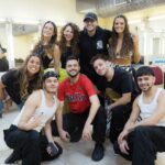 Micaela Vázquez Instagram - Hay tantas fotos y momentos de ayer que no sé ni por dónde empezar!!! Acá va un popurrí más general de momentos captados por la grosa de @juanalantaron y todos ustedes haciendo vibrar de emoción ese teatro 😍 Sigo sin poder creer lo que vivimos ayer, solo quiero decir GRACIAS 🙏❤️