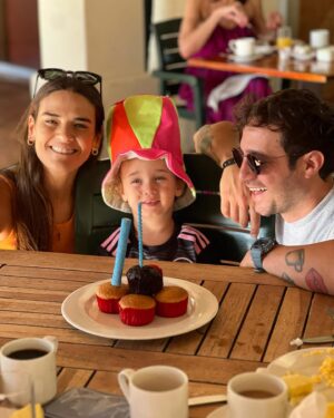 Micaela Vázquez Instagram - Felices 3 años a mi bebé ! Gracias por los mejores años de mi vida, seguí siempre así de feliz, libre, sonriente e inquieto por descubrir este mundo! Te amo con toda mi alma ❤️