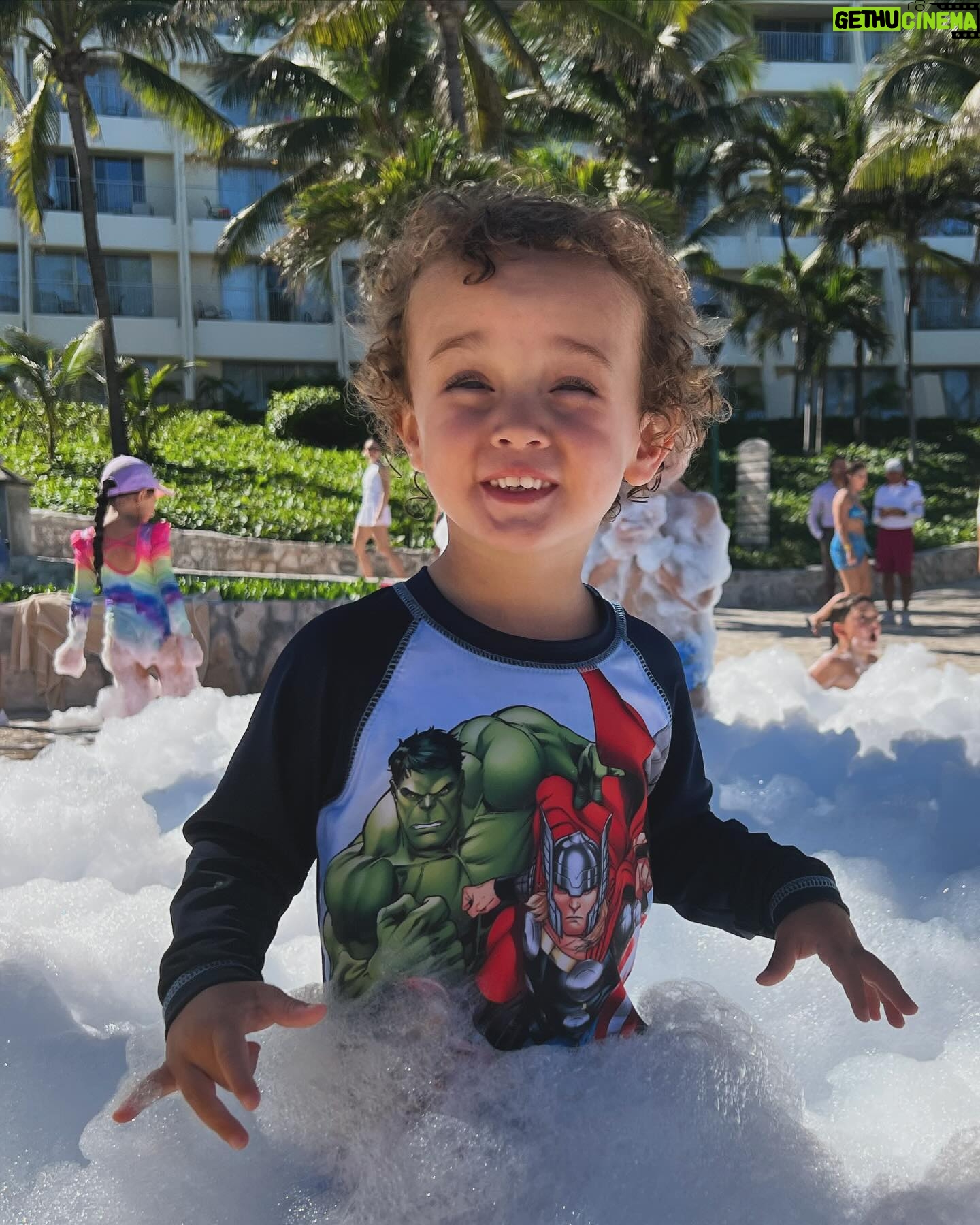 Micaela Vázquez Instagram - Felices 3 años a mi bebé ! Gracias por los mejores años de mi vida, seguí siempre así de feliz, libre, sonriente e inquieto por descubrir este mundo! Te amo con toda mi alma ❤️