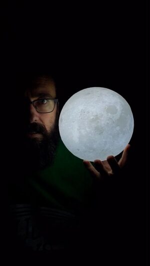 Michael Stevens Instagram - the moon is leaving