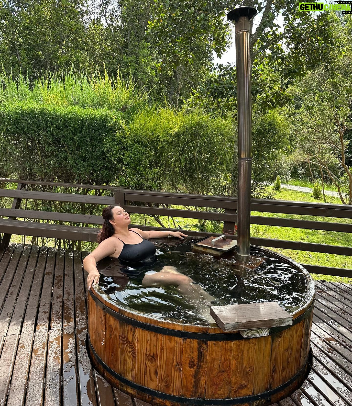 Michelle Carvalho Instagram - Extrañando @molkolodge 💚🗻