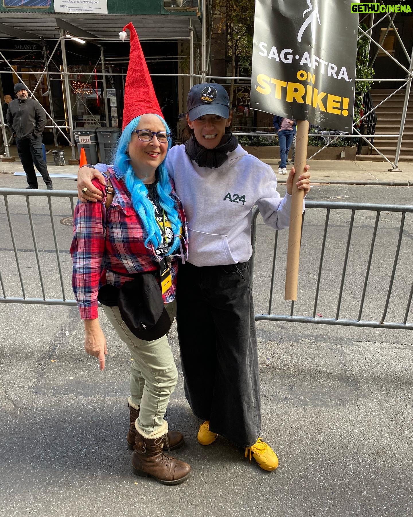 Michelle Gomez Instagram - Looks like we are only getting stronger. @sagaftra Does anyone get my costume? Too subtle? Thank you @shaniankori @a24 supporting independent film always. And as for the inimitable Sue Berch. No matter what the weather that woman has been out there everyday, building morale and strength. I’d follow that wee gnome anywhere but for now find her and other friends on Broadway and 18th St between 9.30am and noon. Come make some noise Sag Members. We get stronger everyday. In the meantime #happyhalloween