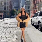 Michelle Gomez Instagram - Runway ready? Vogue are looking for new faces. Have mine. #vogueopencasting #vogueopencasting2023 @vogueopencasting2023