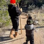 Michelle Leigh Calaway Instagram - Christmas Eve morning hike….#familytradition 🎄