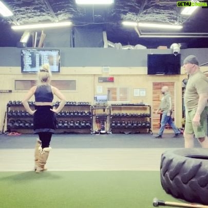 Michelle Leigh Calaway - 25.5K Likes - I like slamming things!
.
.
Sometimes that means “Divas”….ugh, I mean “superstars”….mainly “superstars” who act like Divas!! #Ihatelines #royalrumble2022 #Flawless