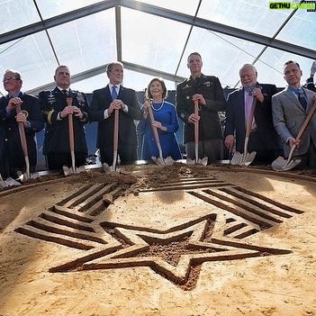 Michelle Leigh Calaway - 9.8K Likes - What an honor to be part of the @mohmuseum ground breaking ceremony today, meeting some of our nations greatest heroes! 🇺🇸