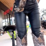 Michelle Leigh Calaway Instagram – I REALIZE THERE’S ALOT GOING ON ON MY PORCH, BUT THESE @danielxdiamond BOOTS ARE FLAWLESS -> CAMO, COMFY, LITTLE BIT OF BLING…..SERIOUSLY – JUST HAD TO SHOW THEM THE RESPECT & LOVE THEY DESERVE BY SHOWING Y’ALL!💙👢#plusthehubsLOVESthem😍