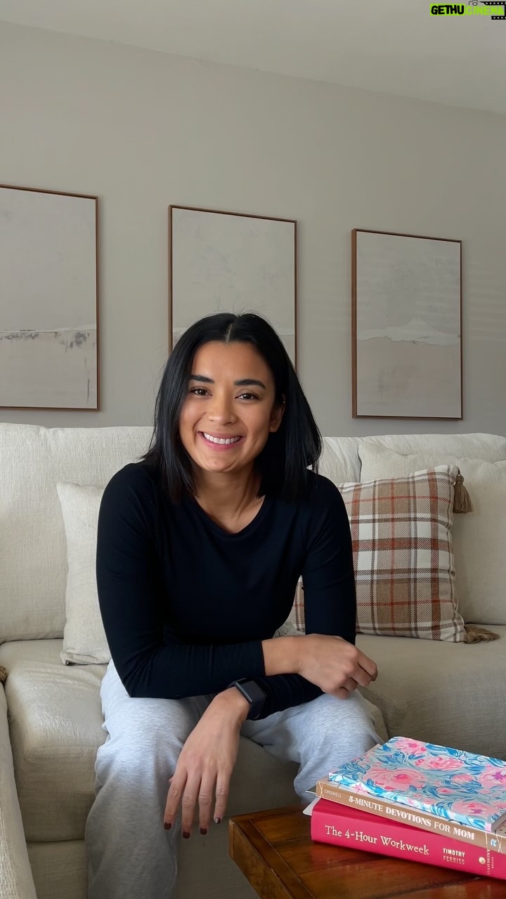 Michelle Madrigal Instagram - Improve your daily habits. π«Άπ½ππ½ #JCOrganicBarley #Superfood #JCBarleyNewZealand #BestTastingBarley #PremiumBarley #MadeWithStevia #JC #IChooseJC Get yours at shop.jcpremiere.com