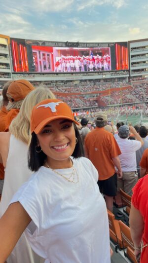 Michelle Madrigal Instagram - Great win yesterday!!! 🧡🏈 #longhorns #ut 

Jewelry & Bag @kendrascott