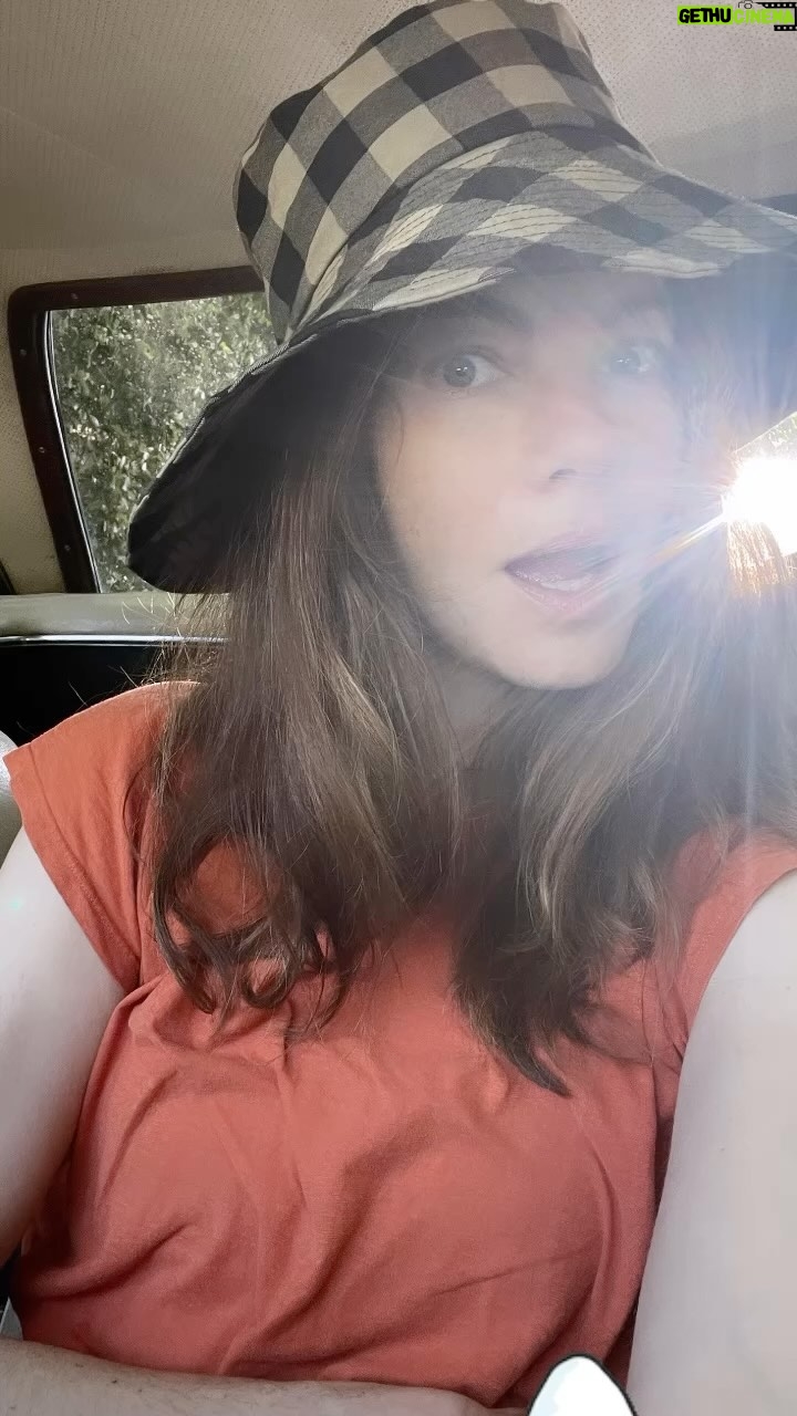 Michelle Monaghan Instagram - Tis the season! 👻#onetwomondayscomingforyou