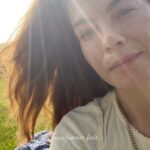 Michelle Monaghan Instagram - The simple pleasures in life: family, friends, nature and laughter. Grateful to find them all in my home state of Iowa. 🫶 #summervibes