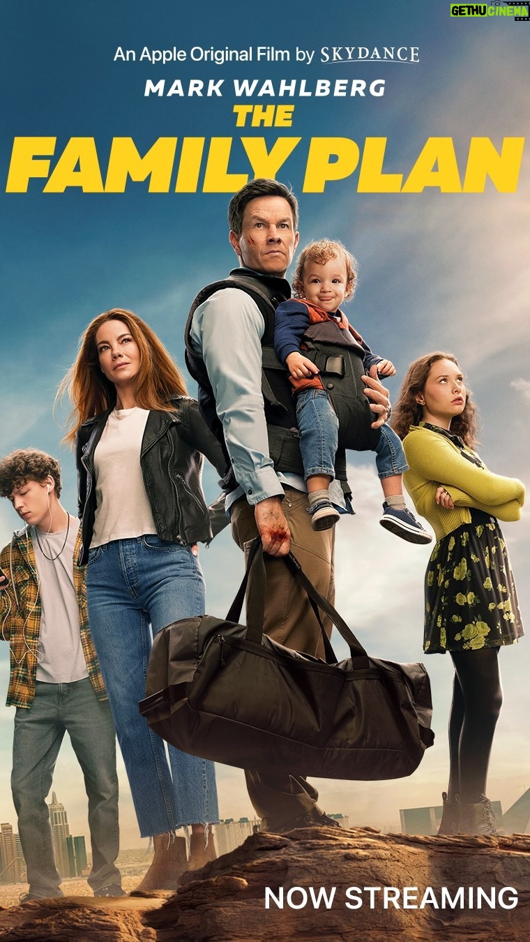 Michelle Monaghan Instagram - What’s better a family movie night or family road trip? Both. #TheFamilyPlan is out NOW on Apple TV @applefilms apple.co/thefamilyplan (link in bio) 🤩🍿🥳🍾