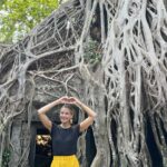 Michelle Monaghan Instagram - Lost in the magic of the ancient temples of Angkor Wat, aka “City of Temples”.✨This Eighth Wonder of the World is the largest religious monument in the world! Built 900 years ago, it holds the mythology of both Hindu and Buddhism religions. To experience its sheer beauty at sunrise was a dream come true. 💫Thank you to my incredible Cambodian tour guide “Lee” @chhvn1y_chhorn for the history lesson and for capturing our awe-inspiring day. I’ll treasure it forever. 🙏 #angkorwat #cambodia