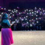 Michelle Rodríguez Instagram - 🎶 Y ando despechá', oah, alocá' Bajé con un flow nuevo de caja, baby, hackeá'🎶 Súper show en #ElSalvador muchas risas y mucho cotorreo Gracias a “la locas” abridoras de este show @pachugirl @larebegonzalez y los regalitos a @fer_actor por todas sus atenciones Gracias @grupocaverna @comediaes A mi súper team @central.talent @rubenzepeda @maru.ohi A las chicas de las pupusas 😂 Un agasajo! Gracias de verdad ¡Viva la comedia!