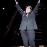 Michelle Rodríguez Instagram - 🎶 a quien el mundo aclamará? Tendrá que ser…🎶 #chicagothemusical #chicago cumple 27 años. Esta obra ha estado presente en momentos clave de mi vida dejándome siempre un gran aprendizaje, me ha enseñado que los sueños se hacen realidad, me a confrontado con mis miedos, me ha hecho soñar en grande y me ha traído cada vez más valentía, cuando pensaba “yo sola nunca podré” descubrí que “solo me tengo a mi” que a veces “todo mundo es raspa” aunque siempre “un poco de bondad en todos hay” que “lo que importa es el amor” que “si eres chica buena mami lo es también” “y de mi triunfo quien dudó” de todas maneras aquí andamos!! Gracias por tanta magia Chicago! Siempre tuya Michi hart