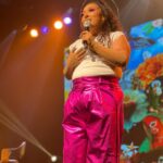 Michelle Rodríguez Instagram - 🎶 Y maullaré por ti 🎶 Ando muy feliz!! El jueves pasado 22 de febrero estrené mi nuevo show de standup comedy BUENA PERSONA en el @lunariomx estuve rodeada de gente a la que amo mucho GRACIAS a todos los que estuvieron ahí, por jugar conmigo, por hacer ese Sold out y por permitirme SER a través de la música y la comedia!! GRACIAS INFINITAS @rubenzepeda y @central.talent gracias por hacer locuras conmigo y por la confianza Mi @manunisima y @carocamppos que nunca nunca sueltan mi mano Y a mi familia por estar siempre desde la primera fila ♥️ @romeoyjulian por el outfit @glamaramamakeup por el look Que dicha!! Espero pronto puedan verlo llévenme a darle la vuelta al mundo! ♥️✨