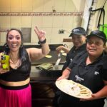 Michelle Rodríguez Instagram - 🎶 Y ando despechá', oah, alocá' Bajé con un flow nuevo de caja, baby, hackeá'🎶 Súper show en #ElSalvador muchas risas y mucho cotorreo Gracias a “la locas” abridoras de este show @pachugirl @larebegonzalez y los regalitos a @fer_actor por todas sus atenciones Gracias @grupocaverna @comediaes A mi súper team @central.talent @rubenzepeda @maru.ohi A las chicas de las pupusas 😂 Un agasajo! Gracias de verdad ¡Viva la comedia!