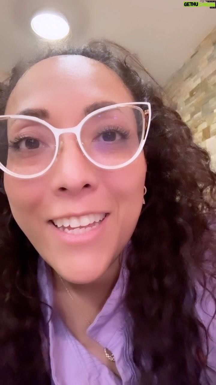 Michelle Rodríguez Instagram - ¿Te gustaría convivir conmigo y obtener un 2x1? Dale click al botón “CONTACTARNOS” y te contestaré personalmente💜