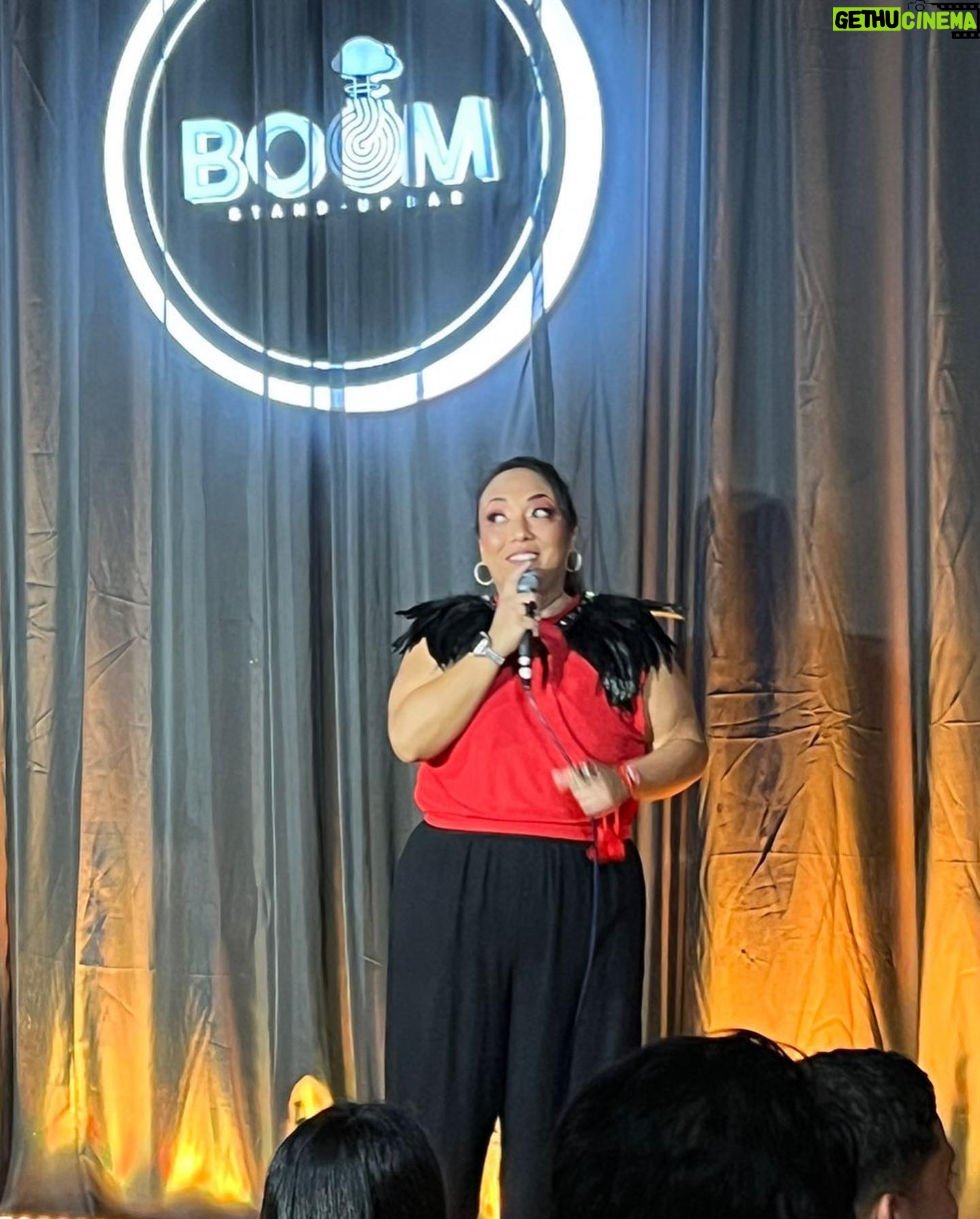 Michelle RodrÃguez Instagram - 🎶 SÃ, sÃ, sà Este amor es tan profundo Que tú eres mi consentida Y que lo sepa todo el mundo🎶 GRAN GRAN NOCHE en #bogota con mi show de #standup BUENA PERSONA Una chulada @nanasanabria_ @lacataconbotas @sandrahuertascomedia GRACIAS!!! @boomstandupco @fabricadecomedia Siempre GRACIAS al súper team @central.talent @maru.ohi @rubenzepeda Siguiente parada #Panamá