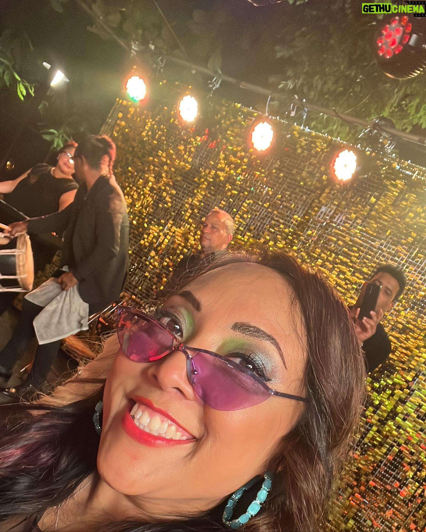 Michelle Rodríguez Instagram - 🎶 solo contigo… 🎶 Un CHIN de #republicadominicana🇩🇴 Hace un mes viví muchas venturas durante el rodaje de CANTA Y NO LLORES gracias siempre @frank_arizaaa por enseñarme el mundo. Gracias a todos por este viaje tan chulo! Tienen todo mi amol!