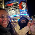 Michelle Rodríguez Instagram – 🎶amar a otra persona es ver el rostro del señor🎶

Hace muchos años dije para mí “un día voy a ver Los miserables en Londres” 

Lo logré y con una de mis personas favoritas, la más amada y la que más me apoya.
Gracias mamá por vivir el sueño conmigo!

Los miserables han marcado grandes momentos en mi vida y esta vez no fue la excepción, aaah como lloramos , cuanto recordé y cuánto agradecí.

Que emoción!!