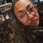 Michelle Rodríguez Instagram – 🎶 Abrí los ojos como luna llena y me agarré la cabeza…🎶

La comedia me está abriendo las puertas al mundo, que afortunada soy de poder romper fronteras haciendo reír, de encontrarme con hermanos de otras naciones haciendo lo que más amamos, TODA MI ADMIRACIÓN 
Ahora el @latincomedyfest.ca nos llevó a #toronto gracias a toda la comunidad latina que vino a reír, gracias @josemamusik @juan_cajiao y todos los que hacen el festival.

Gracias siempre @rubenzepeda @central.talent un agasajo compartir 

Y ya de paso nos fuimos al Niagara en bicicleta 😅

@anacompean_ que hermoso reencuentro no solo físico, te mo millones, gracias por las palabras y los abrazos del alma.

@manunisima estamos lejos de casa, estamos bien y aprendiendo mucho, estoy orgullosa de ti aunque camines en calcetines 3 cuadras 😂
