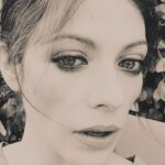 Michelle Trachtenberg Instagram - Good morning 💋