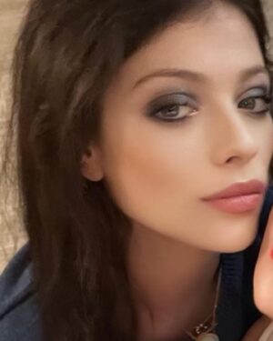 Michelle Trachtenberg Instagram - #birthday🎂💋