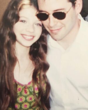 Michelle Trachtenberg Instagram - Long hair don’t care! 13 year old me at the Inspector Gadget premiere with the awesome Matthew Broderick!! I turned 13 on the set of this movie. A wonderful experience. I still have the @betseyjohnson dress I’m wearing in my memory closet. 💖💚 
@sarahjessicaparker 
#flashbackfriday