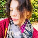 Michelle Trachtenberg Instagram - Sometimes I forget I’m a #natural #blonde ⚡️ Time to call @traceycunningham1 🔮 #nomakeupselfie
