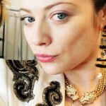 Michelle Trachtenberg Instagram - Eye can’t believe it’s not #friday