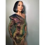Michelle Visage Instagram - She bobs!!! Latest look on #dragracedownunder @haircraigmarsden @makeupwith_leyla @artconn2 @bronxandbanco dress @louboutinworld shoes