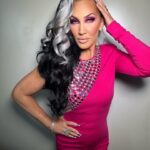 Michelle Visage Instagram - Day into night on #dragracedownunder !!! Watch now on: 🌎 @wowpresentsplus (worldwide ex. UK Down Under) Use code: DOWNUNDER for 20% off your first month! 🇦🇺 @stanaustralia 🇳🇿 @tvnz.official @haircraigmarsden @makeupwith_leyla @artconn2