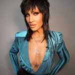 Michelle Visage Instagram - MULLET CHIC… I LOVE ROCK N ROLL @dragraceukbbc UK vs THE WORLD The lewk: Hair @haircraigmarsden Beat @samglamuk Style @laurysmith Necklace @melindamaria_jewelry