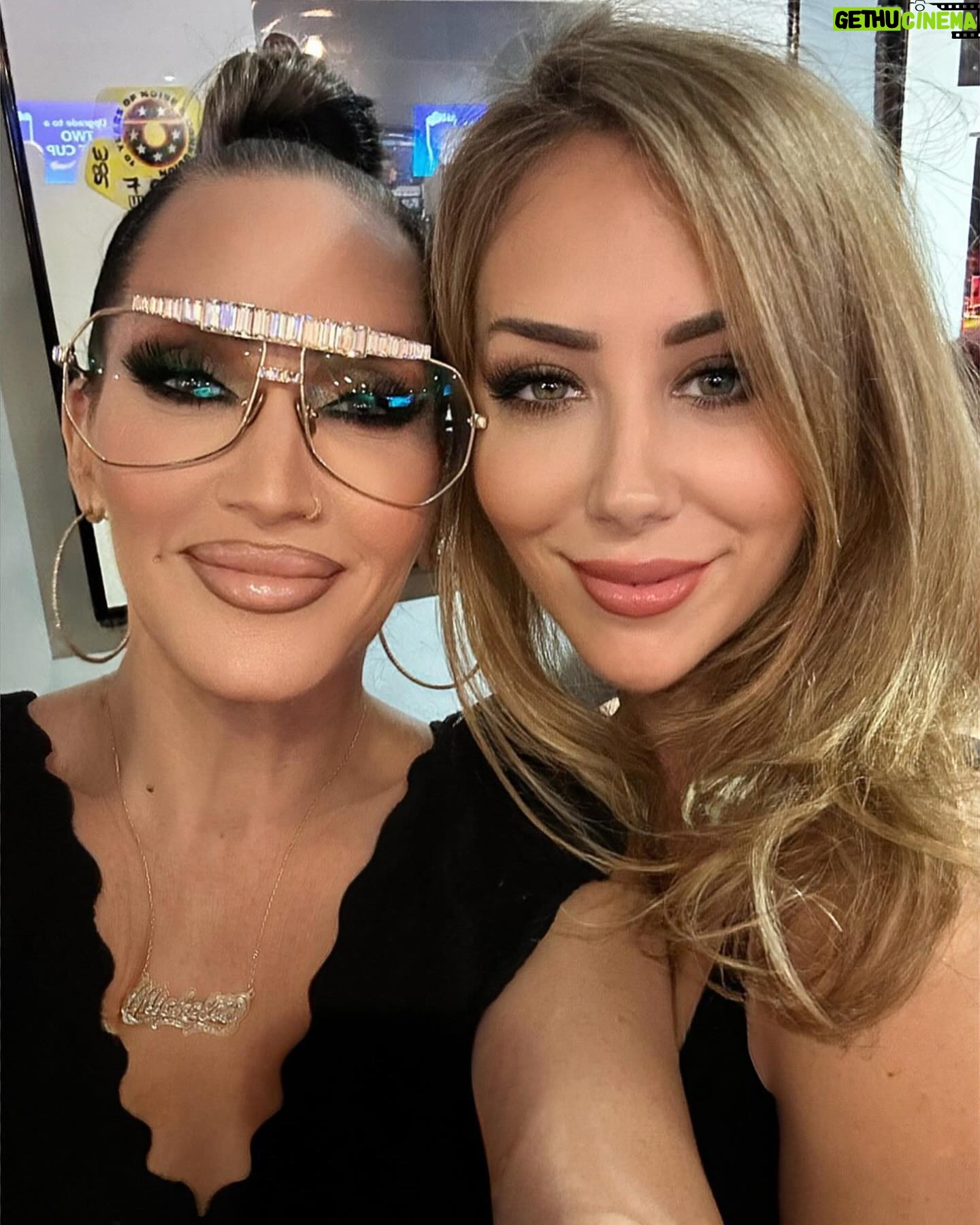 Michelle Visage Instagram - Great time had by all last night at the intimate Kylie concert to celebrate TENSION! Great friends, great music and loads of love and and queerness under one roof = HEAVEN ❤️ THANK YOU @kylieminogue and @o2uk for having me