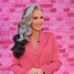 Michelle Visage Instagram - It’s the UK vs The World, apparently! 👀😂 New #DragRaceUK vs The World Series 2 is now streaming on @wowpresentsplus! @dragraceukbbc vs The World premieres Fridays on: 🌍 9PM UTC @wowpresentsplus worldwide ex. UK and Canada 🇺🇸 1PM PT/4PM ET @wowpresentsplus 🇬🇧 @bbcthree 🇨🇦 @cravecanada ‼️ Episode 1 streaming FREE on @wowpresentsplus in available territories, no subscription required!