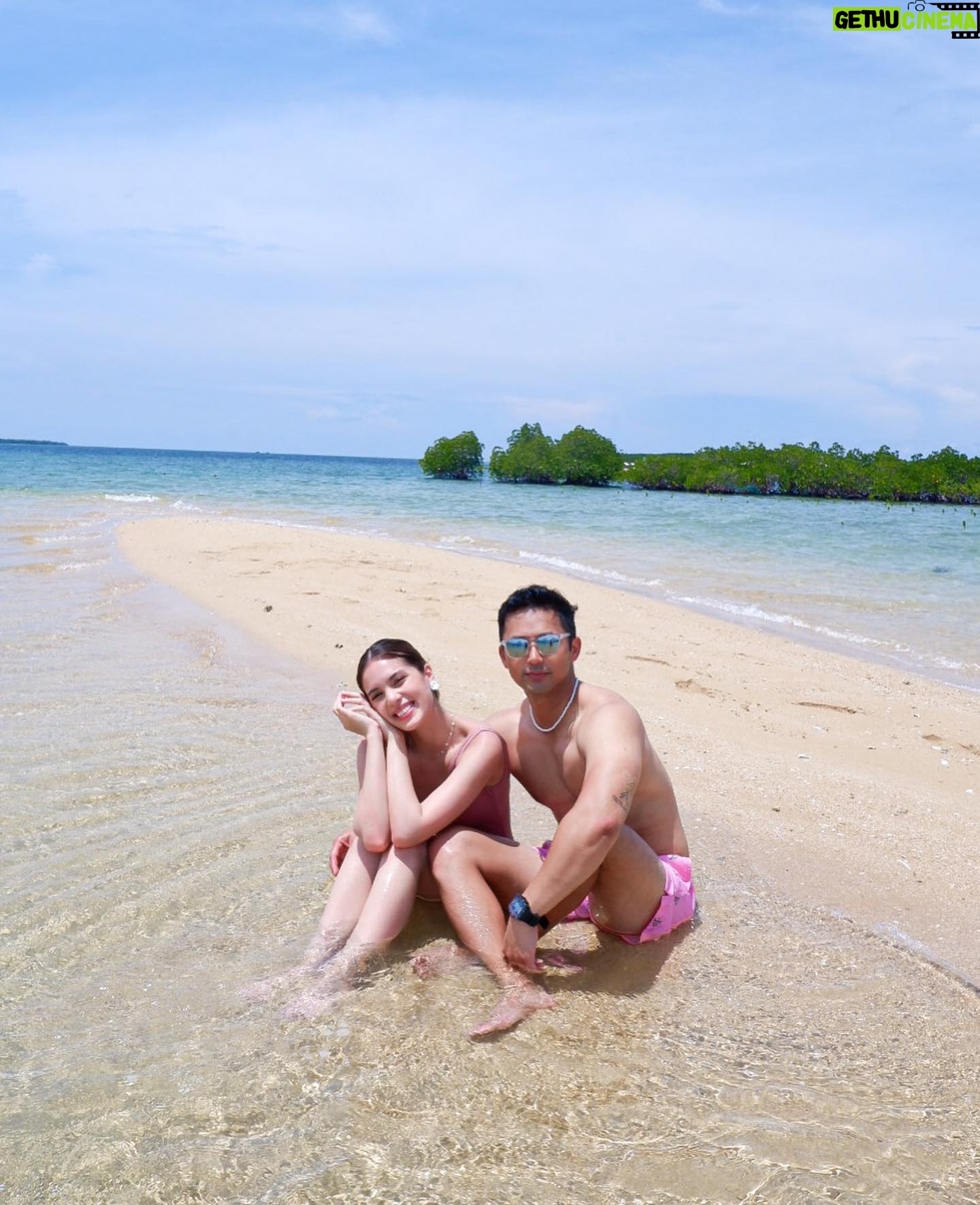 Michelle Vito Instagram - one of our favorite vacacay ♡