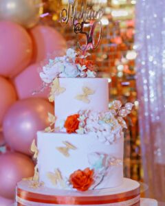 Michelle Vito Instagram - Happy 50th birthday, mommy! 🫶🏻 I love you more than you know. Always grateful to my @_illospartytrays family for always being there especially on our important life events. @1998loungebyillos Captured moments by @niceprintphoto 📸 Photoman: @mibphotomanph Cake: @cassys.choice20 Milkteas: @thealleyphilippinesofficial
