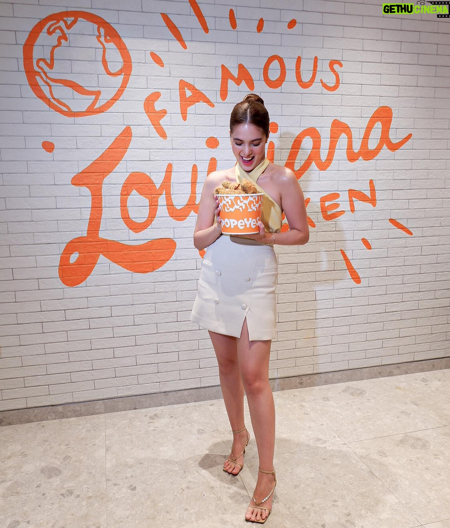Michelle Vito Instagram - Poppin ๐ Get ready to experience the Poppinโ flavors Popeyes has to offer! Their 52nd store is now open located at Recto Manila. See you there ๐ @popeyesph ๐ #popeyesph #popeyeschicken #poppinupinrecto
