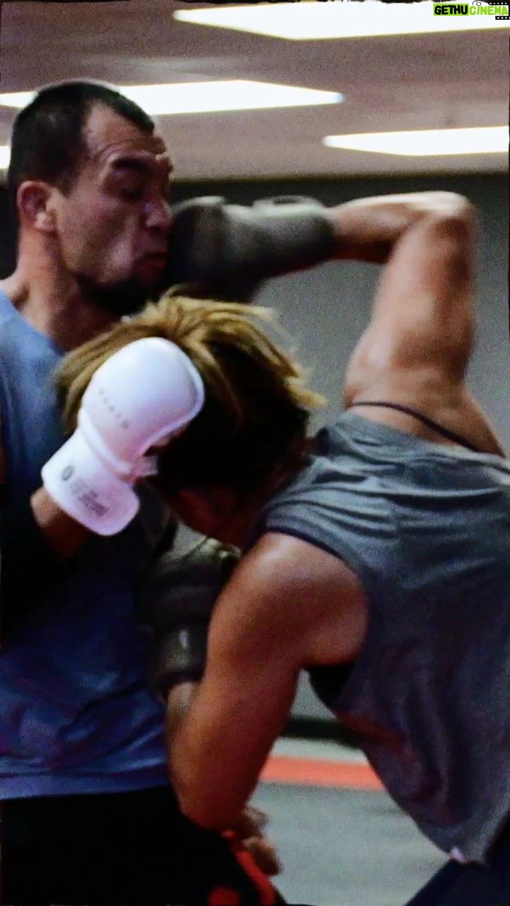 Michelle Waterson-Gomez Instagram - Sparring @karatehottiemma & @bekhzod__usmonov at @jacksonwink_mma #ufc #bkfc #sparring #mma #mixedmartialarts
