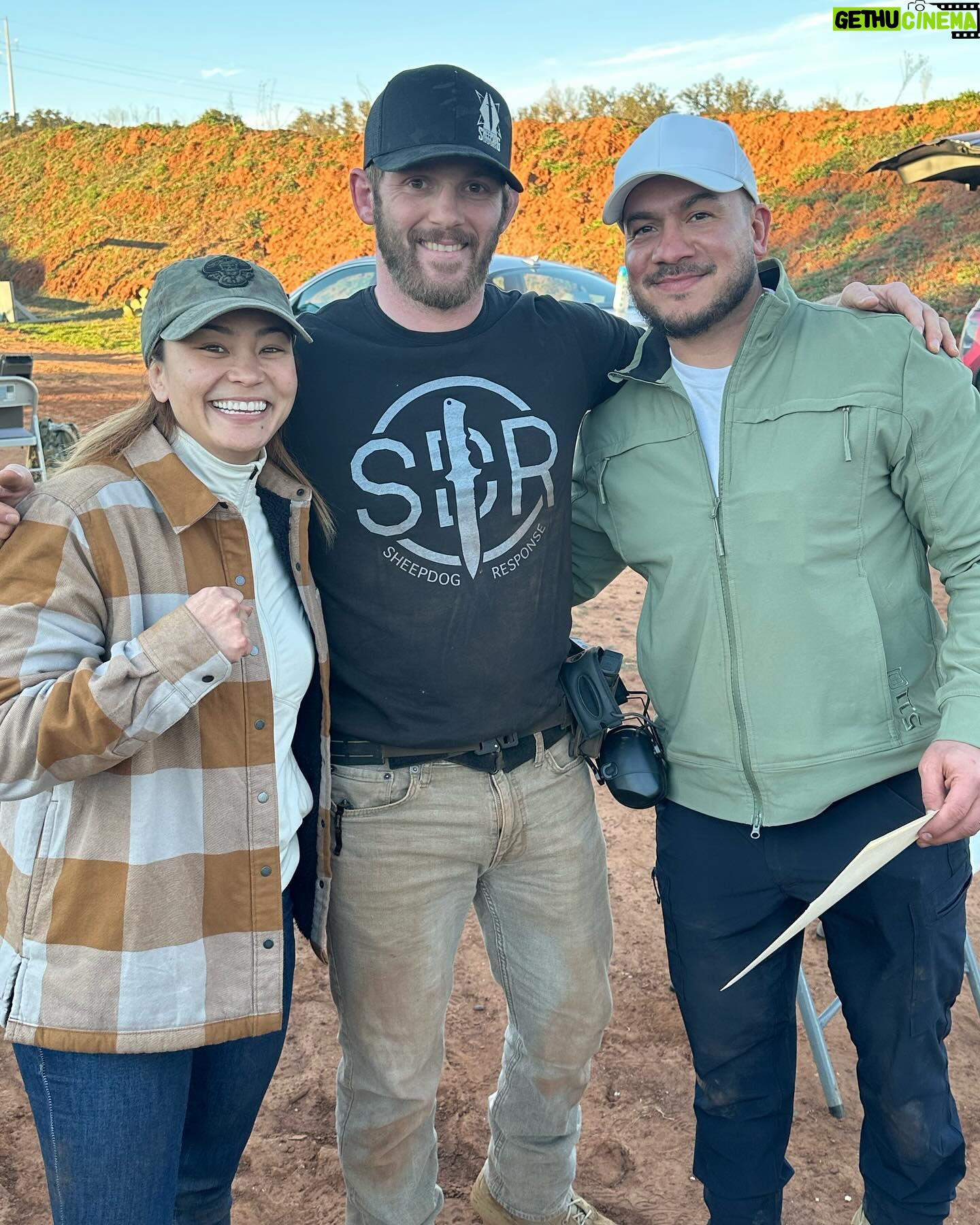 Michelle Waterson-Gomez Instagram - Awesome weapons training today at the sheepdog course. Got to me some amazing people today. #weapons #sdr #sheepdogresponse #mma #bjj #jiujitsu #drill #drills #training #sheepdog
