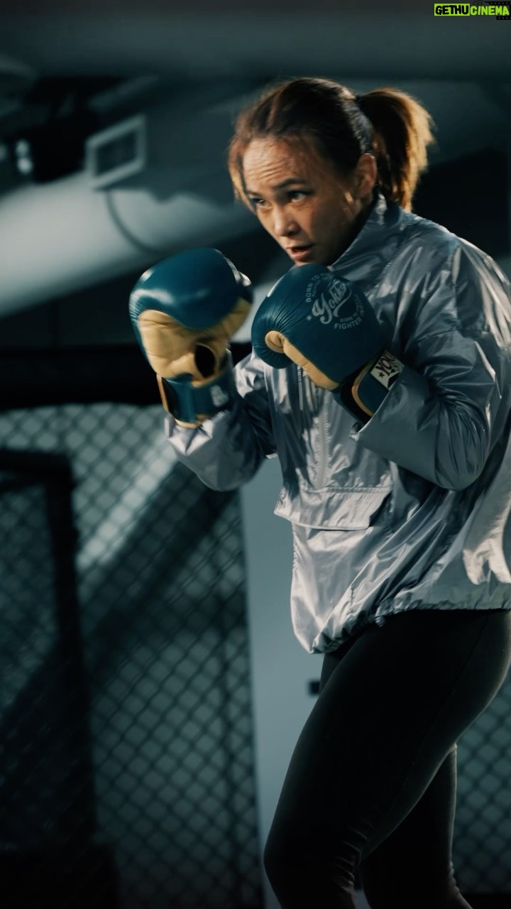 Michelle Waterson-Gomez Instagram - @karatehottiemma training at the @ufcpi during fight week for @ufc Fight Night. #mambamentality #ufcfightnight #mmatraining #videography