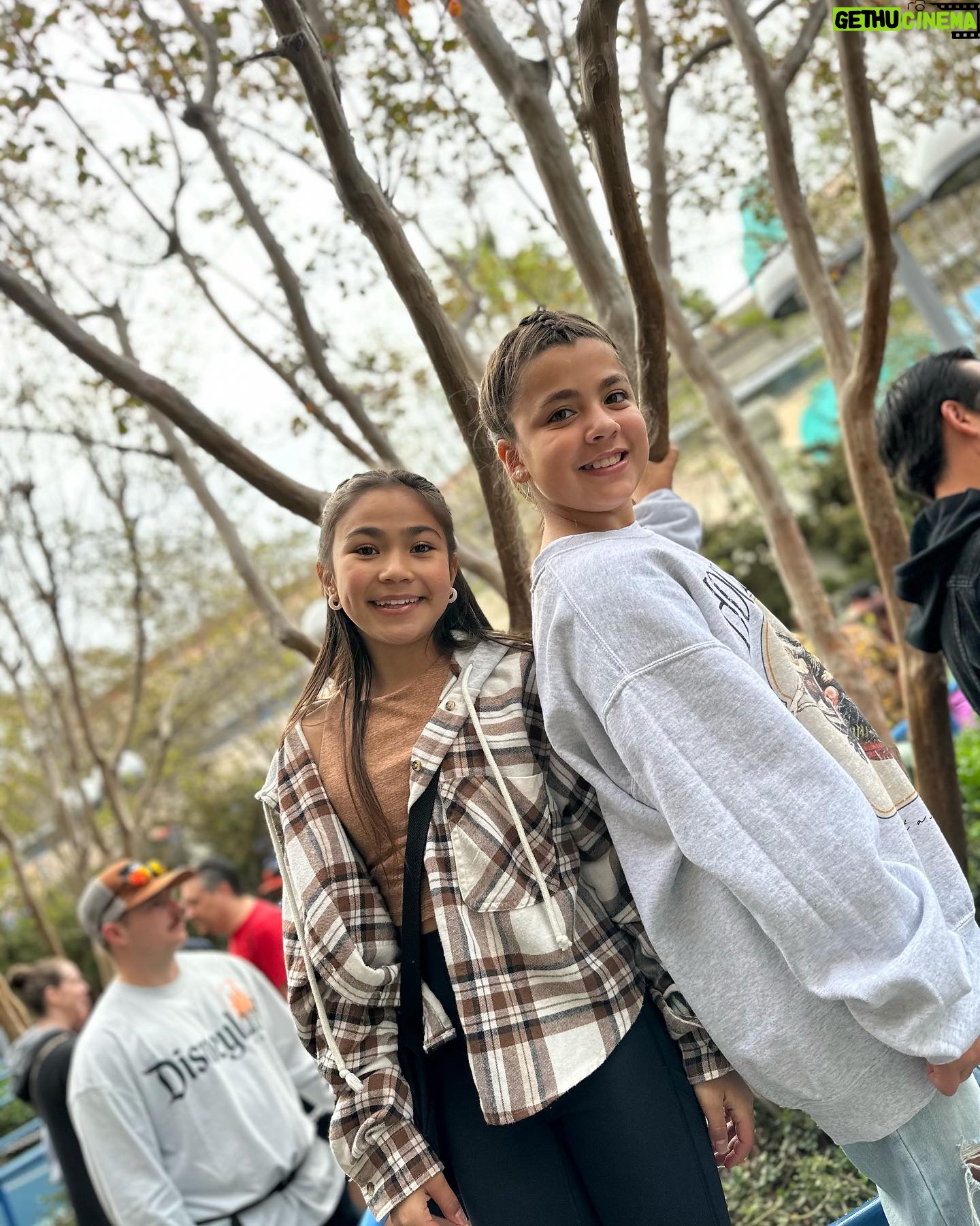 Michelle Waterson-Gomez Instagram - Photo dump