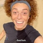 Michelle Wolf Instagram - New mom hack!!! #momhacks #postpartum #motherhood #running #riddle #comedy #michellewolf #richardsimmons