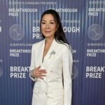 Michelle Yeoh Instagram - Great honour to present the Breakthrough Prize with @brielarson last night in LA. Popularly known as the “Oscars of Science,” the Breakthrough Prize was established in 2012 to recognize the world’s top scientists and their achievements in the fields of Life Sciences, Fundamental Physics, and Mathematics. @breakthrough