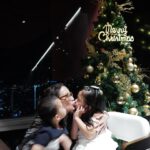 Michelle Yeoh Instagram - Wishing all a very Merry Xmas and kisses to you from Malaysia ❤️🥂🥳🥂🥳🥂🥳❤️